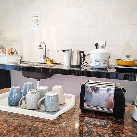 'Newly Refurbished' 'Sunny Seaview' At Regency With 2 Carpark By Shine Stay Порт-Діксон Екстер'єр фото