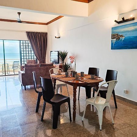 'Newly Refurbished' 'Sunny Seaview' At Regency With 2 Carpark By Shine Stay Порт-Діксон Екстер'єр фото