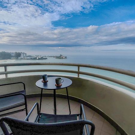 'Newly Refurbished' 'Sunny Seaview' At Regency With 2 Carpark By Shine Stay Порт-Діксон Екстер'єр фото
